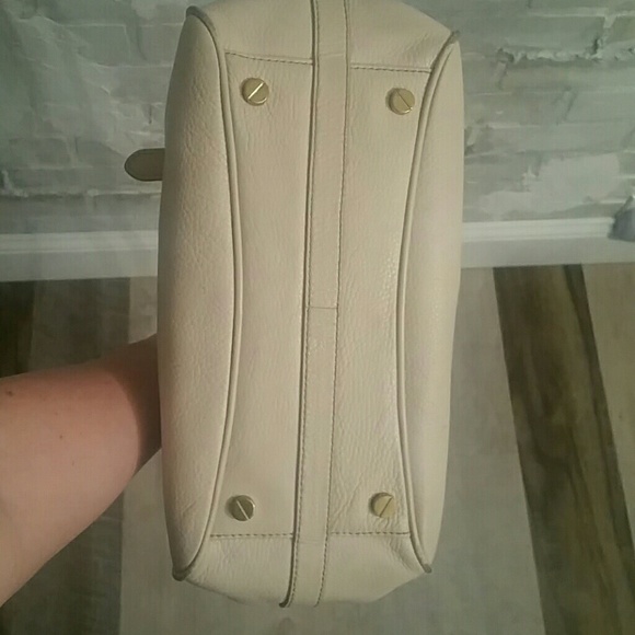 Gorgeous J.Crew cream leather purse gold hardware - Picture 7 of 8